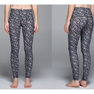 LULULEMON LEGGINGS